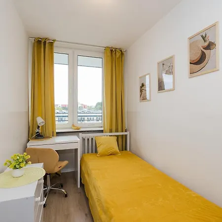 Apartament In A Shared Kinowa 25 Near Park Skaryszewski&stadion Narodowy